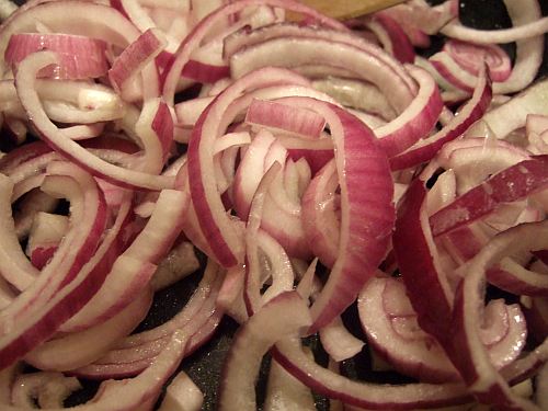 onions-raw onions-raw