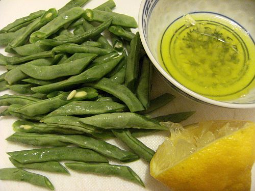 green beans with dressing