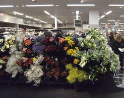 m & s flowers