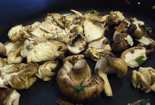 mushrooms in pan