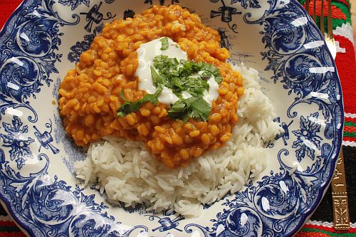 daal on table