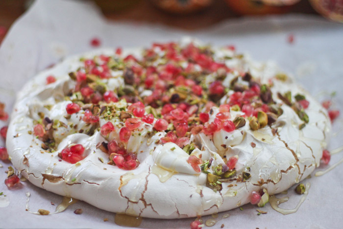 Pavlova-with-toppings-small